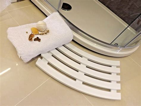 Curved Shaped Solid Beech Wooden Duck Board Bathroom Shower Mat White