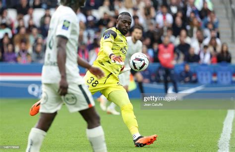 Goalkeeper Of Lorient Yvon Mvogo During The Ligue 1 Uber Eats Match News Photo Getty Images