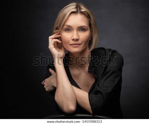 244 819 imágenes de Mature beautiful face Imágenes fotos y vectores de stock Shutterstock