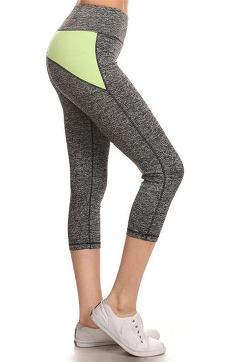 Zwapp Women Seamless Performance Capri Leggings Size L Grey New