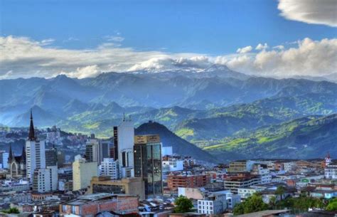 Why I moved to Manizales, Colombia