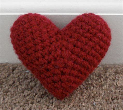 amigurumi heart by TheArtisansNook on DeviantArt