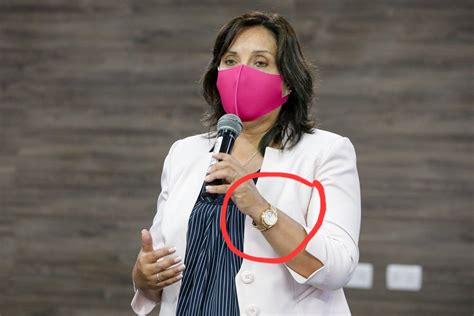 Los Relojes De Lujo De Dina Boluarte Presidenta Usa Un Rolex Que