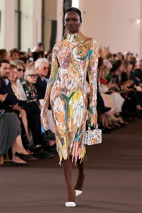 Schiaparelli Couture Automne Hiver 2023 2024 Runway Magazine ® Officiel