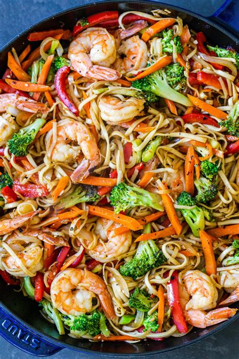 Beef Lo Mein Recipe Easy Beef Lo Mein Momsdish