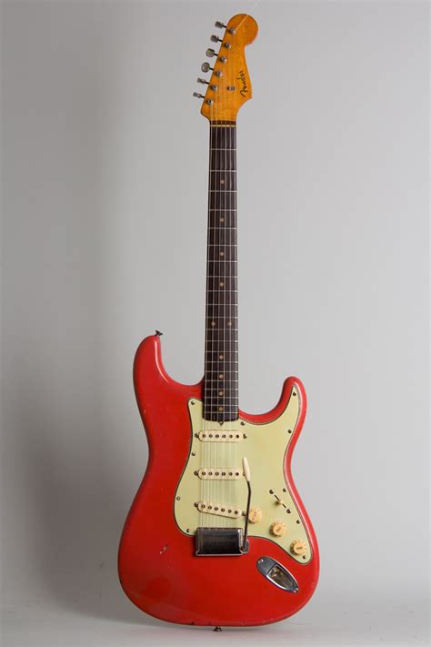 Fender Stratocaster Solid Body Electric Guitar 1960 Retrofret