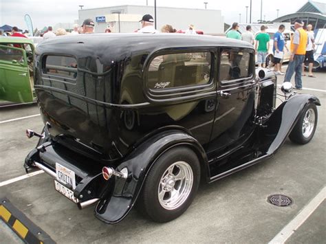 1932 Ford Tudor Sedan Hot Rod 1932 Ford Tudor Sedan Hot Ro Flickr