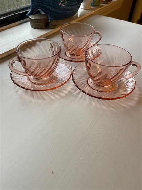 Vintage Arcoroc Rosaline Pink Swirl Glass Teacups And Saucers Made In