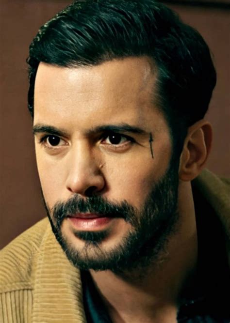 Pin On Baris Arduc Actors Bari Ardu Turkish Actors