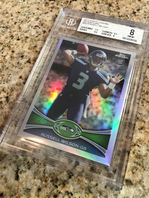 2012 Topps Chrome 40 Russell Wilson RC Refractor BGS 8 NM MT