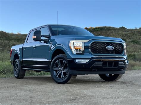 2022 Ford Ranger vs 2023 Ford F-150 - CarGurus.ca