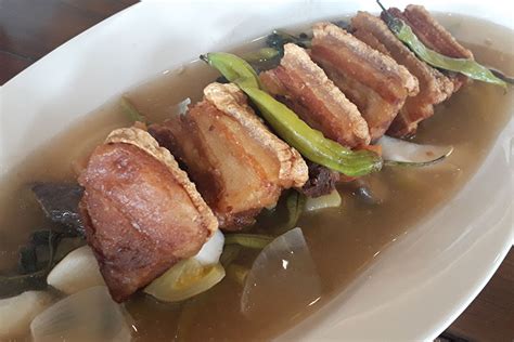 Sinigang Na Bagnet Philstar Com Deni Rose M Afinidad Bernardo