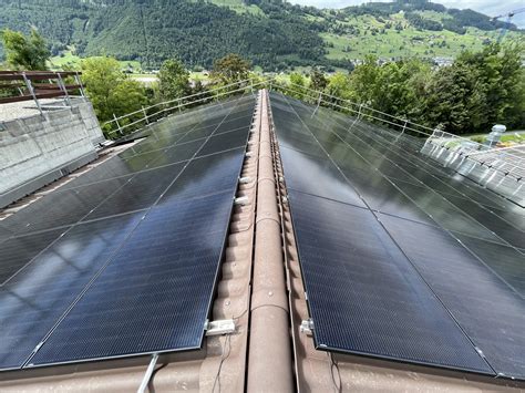 Solarstrom von den Dächern der LBN LBN