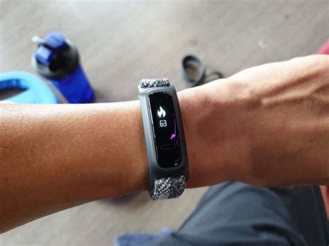 Huawei Band 4e: A Stylish, Versatile and Affordable Fitness Band - Takbo.ph