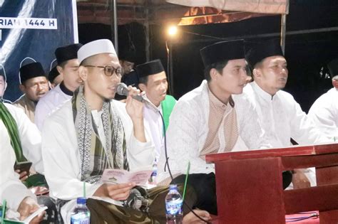 Peringati Tahun Baru Islam H Dengan Tema Dzikir Dan Sholawat