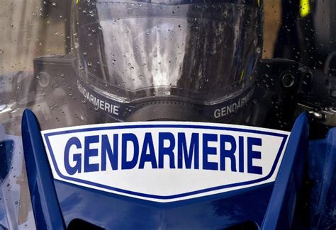 La Veuve Du Gendarme Mort Mougins Accuse La France D Avoir Tu Son