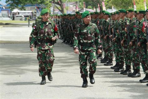 Kasdam Xiii Sambut Kedatangan Satgas Ops Pamtas Ri Png Yonif Rks