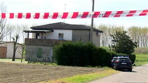 La Donna Trovata Con Un Proiettile In Testa Forse Uccisa Dal Figlio Di