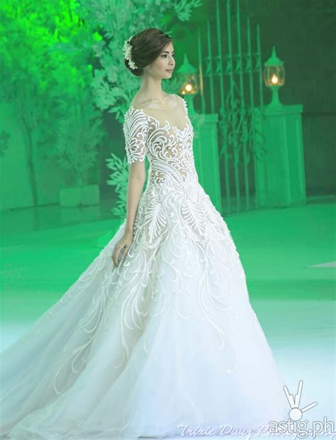 4 Best Modern Wedding Gown Designs By Pinoys Showcased At Marriott