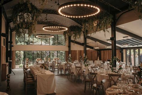 Luxury Barn Wedding Venue Foxtail Barns Amazing Space Weddings