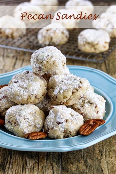 Pecan Sandies - thestayathomechef.com