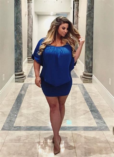 Ashley Alexiss Thick Instagram Bombshell Babes