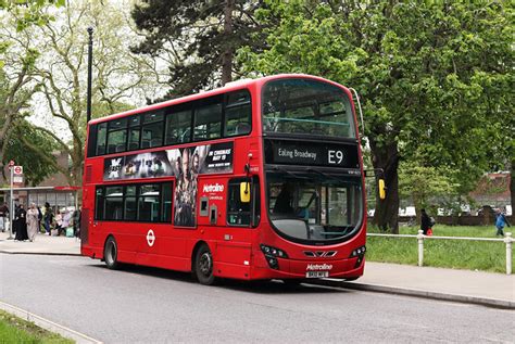 Route E9 Metroline West VW1825 BK10MFE A Photo On Flickriver