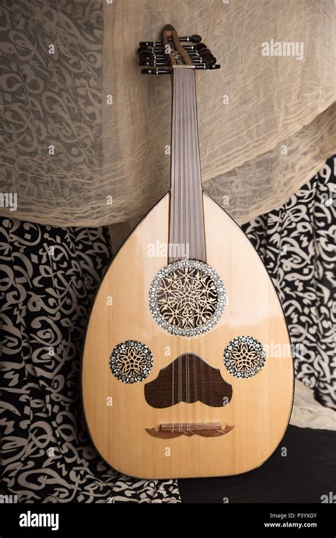 Oud Arabic Music Instrument Stock Photo Alamy