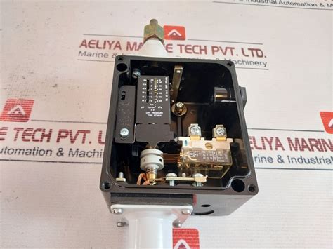 Danfoss Rt260a Differential Pressure Switch Ip66 Aeliya Marine