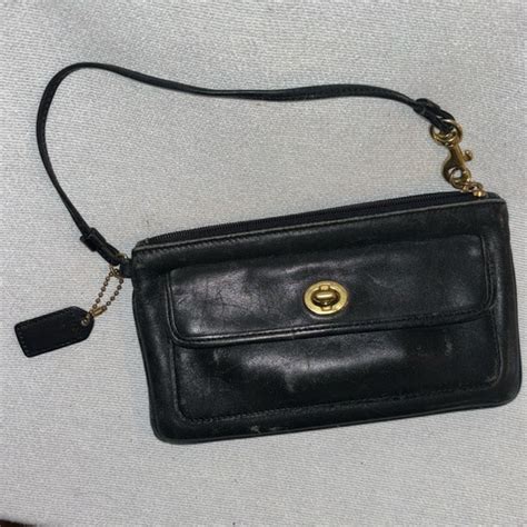 Coach Bags Vintage Coach Womens Black Leather Turnlock Wristlet