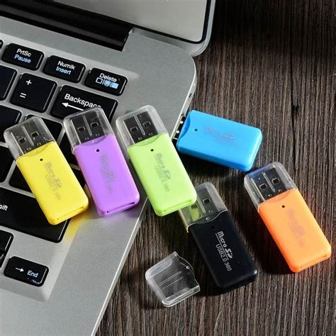 Картридер USB 2.0 ‒ Micro SD