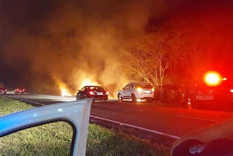 Bandidos Usaram Fuzis Para Atacar Carro Forte Portal De Americana