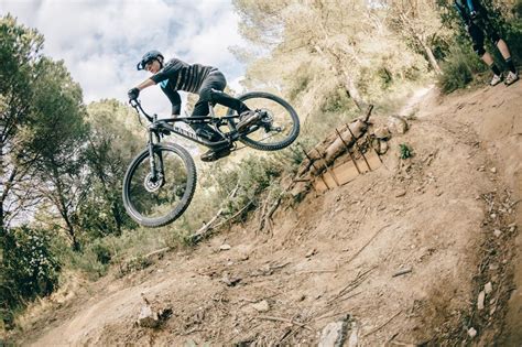 Canyon Neuron AL 7.0: first ride review - MBR