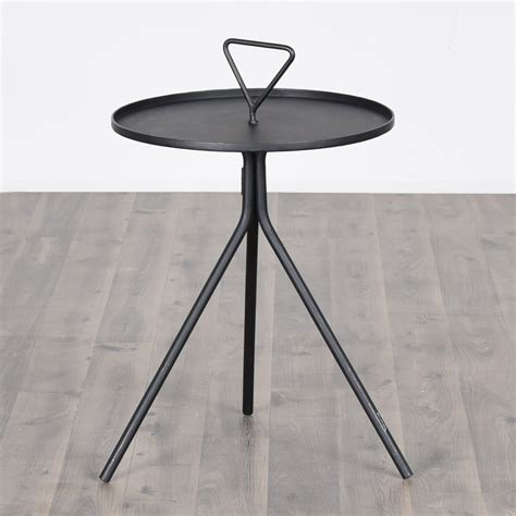 Vista Metal Round End Table - Black | Black | Metal