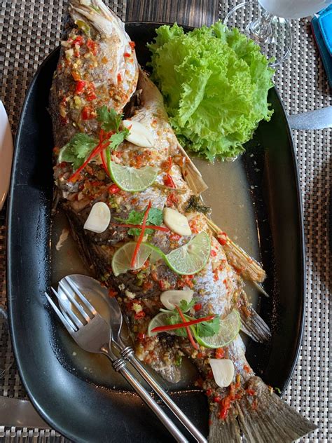 ร้าน Ruen Urai รีวิวร้านอาหาร