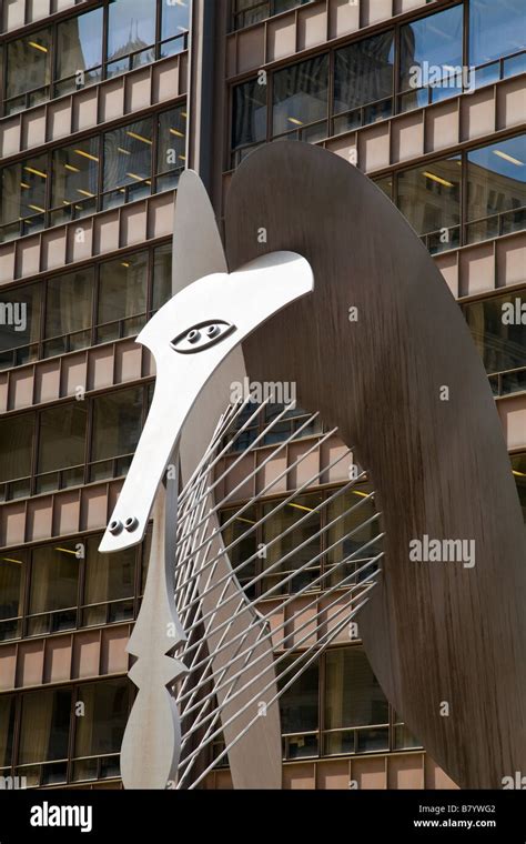 ILLINOIS Chicago Untitled Picasso Sculpture In Daley Plaza Iconic