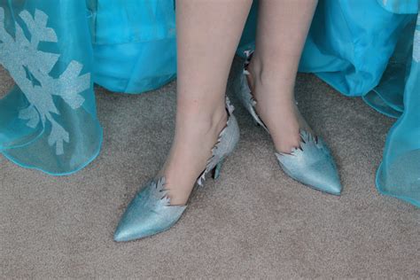 Elsa From Disneys Frozen Costume Walkthrough Part 3 The Shoes