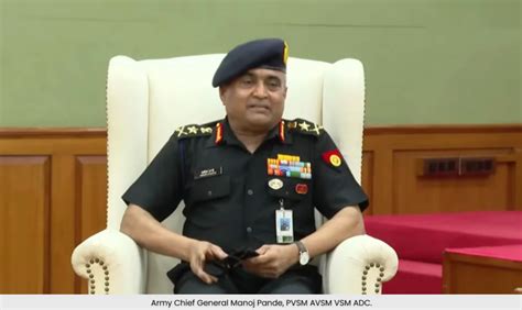 Cabinet Extends Service Of Gen Manoj Pande As COAS By One Month