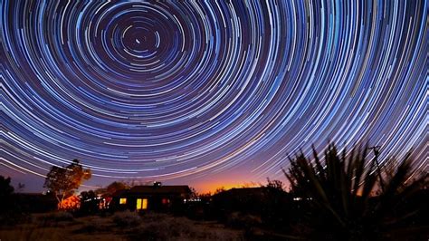 Beautiful Time-Lapse of the Night Sky Over Joshua Tree National Park