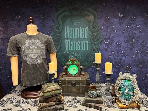 The Haunted Mansion Parlor Details Revealed For Disney Cruise Line S