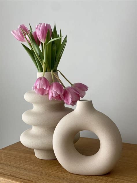 Set Of 2 Circular Hollow Ceramic Vase Small And Large Donut Etsy Artofit