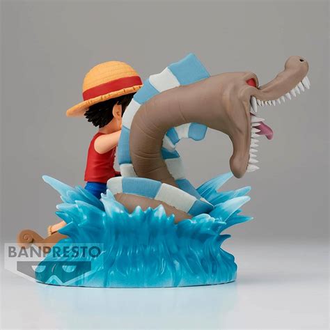 World Collectable Figure: One Piece - Monkey D. Luffy vs Lord of the