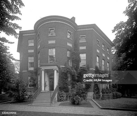 The Octagon House Washington Dc Photos And Premium High Res