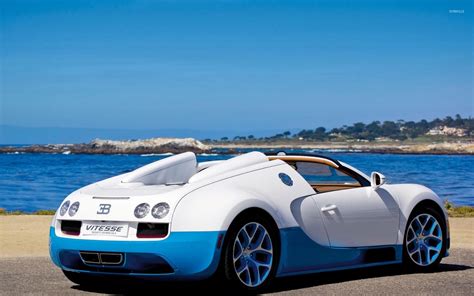 White Bugatti Veyron Wallpaper