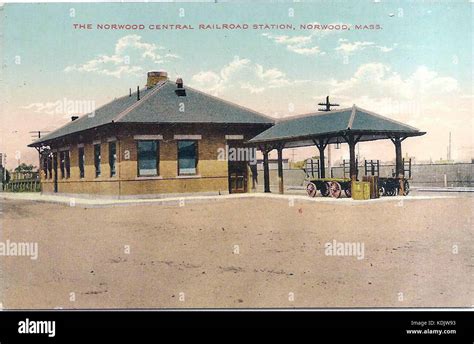 Norwood Central Station Postcard 2 Stock Photo Alamy