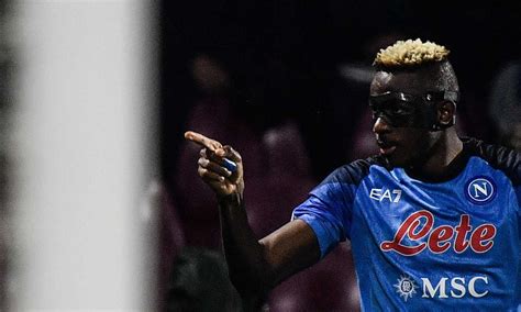 Napoli futuro Osimhen c è la mossa di De Laurentiis Mercato