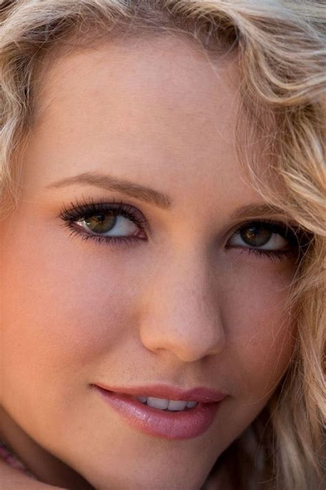 Pictures Of Mia Malkova