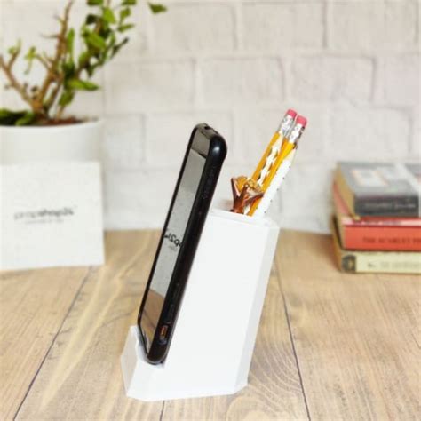 Buy Send Mobile And Pen Stand Single Piece Online IGP JVS1253241