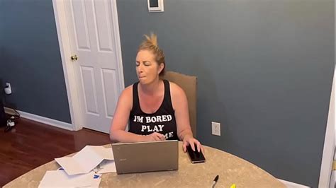 Curvy Milf Danni Jones Gets A Home Visit From Her Fit Masseuse Free