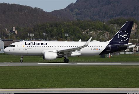 D AIZR Lufthansa Airbus A320 214 WL Photo By Karl Dittlbacher ID